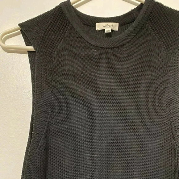 Aritzia - Black Palmier Tunic Sweater - Picture 7 of 9